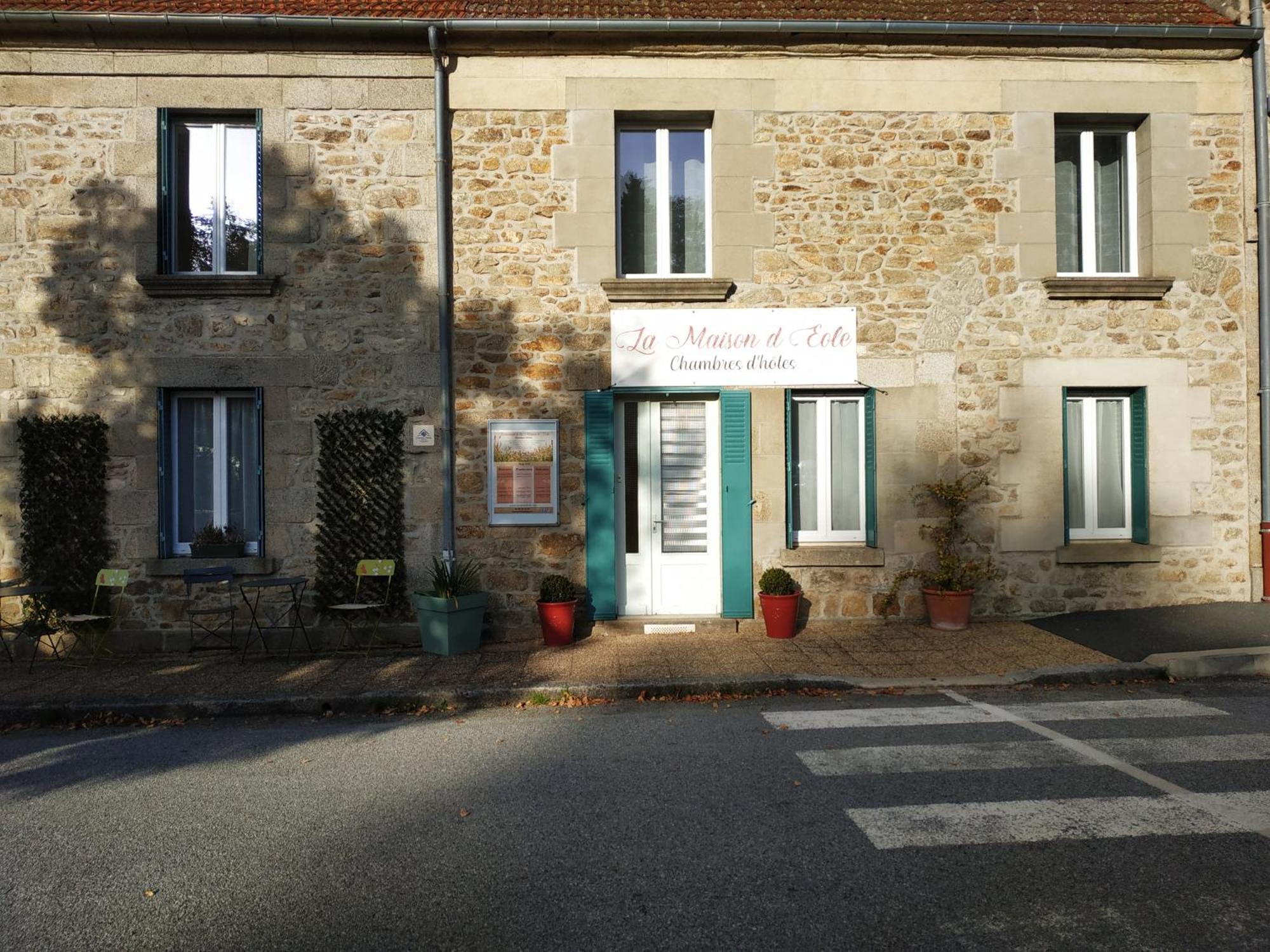 La Maison D Eole Saint-Sulpice-les-Champs Exterior photo